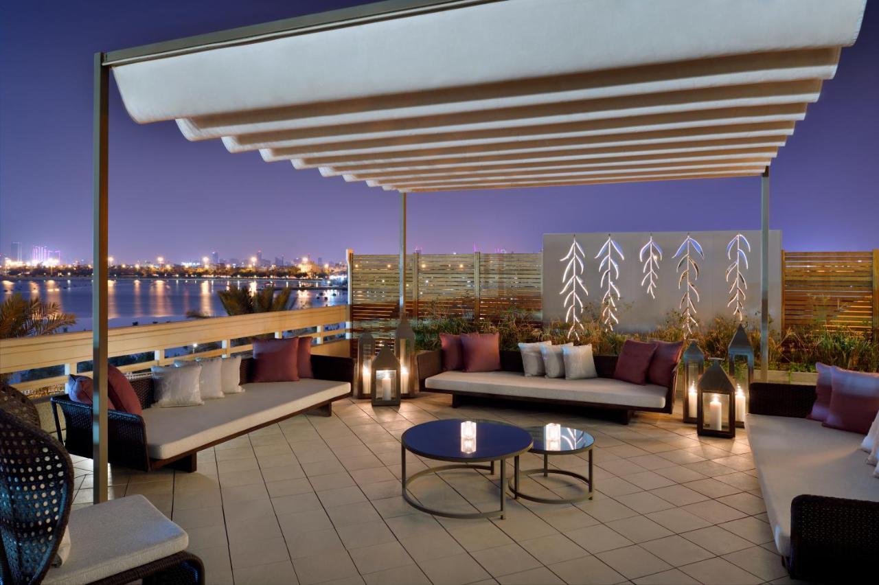 Moevenpick Hotel Bahrain Muharraq Extérieur photo The View