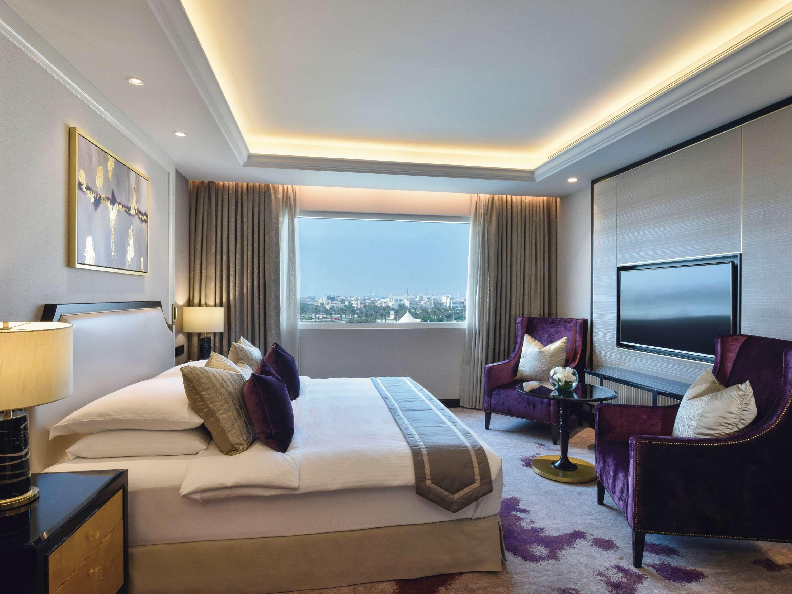 Moevenpick Hotel Bahrain Muharraq Extérieur photo Deluxe Suite